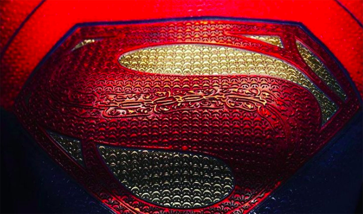 Evolusi-evolusi Zirah Supergirl